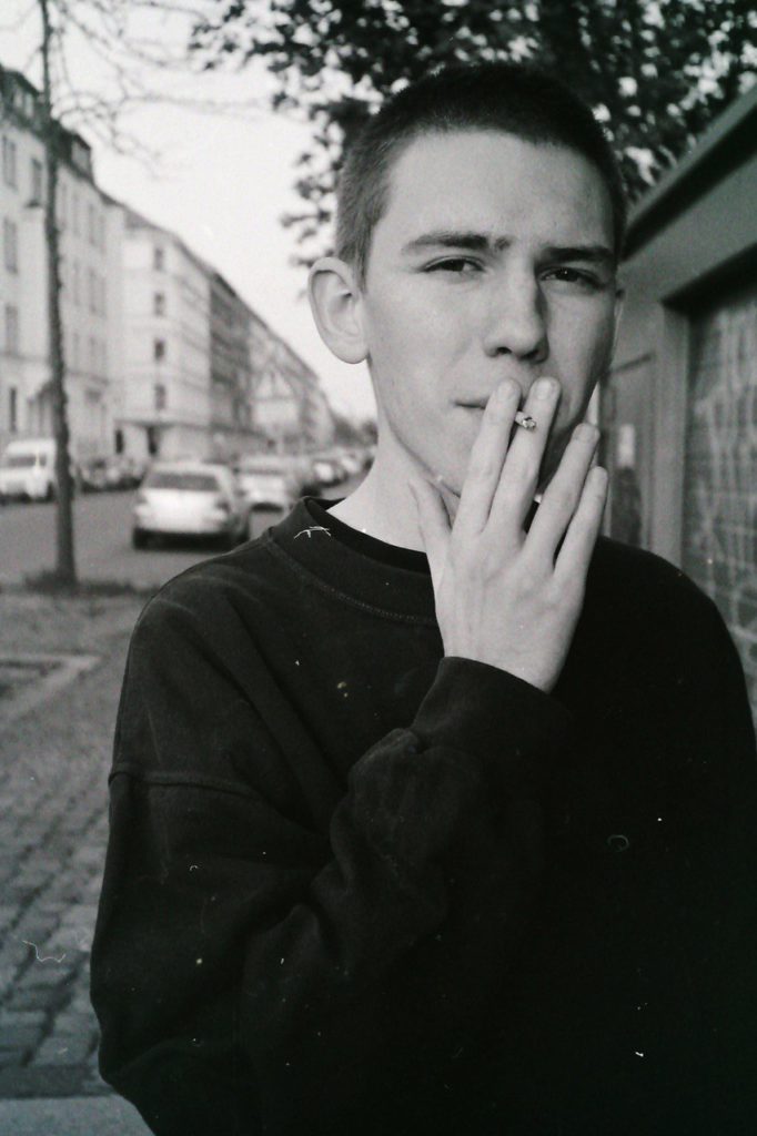 Dieses Bild hat ein leeres Alt-Attribut. Der Dateiname ist IMAGE-2019-05-21-210416-682x1024.jpg